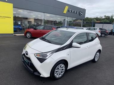 Voir le détail de l'offre de cette TOYOTA Aygo 1.0 VVT-i 72ch x-play 5p MY20 de 2020 en vente à partir de 86.7 €  / mois
