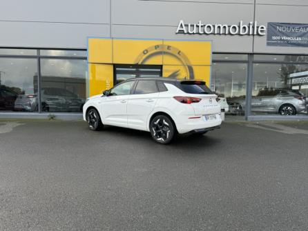 OPEL Grandland X 1.6 Turbo 300ch Hybride GSe 4x4 à vendre à Troyes - Image n°4