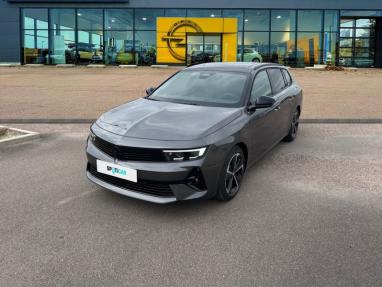 Voir le détail de l'offre de cette OPEL Astra Sports Tourer 1.2 Turbo Hybrid 136ch GS e-DCT 6 de 2024 en vente à partir de 35 299 € 