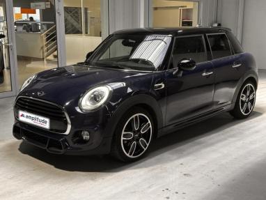 Voir le détail de l'offre de cette MINI Mini 5 Portes Cooper 136ch BVA JCW de 2015 en vente à partir de 213.99 €  / mois