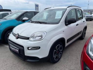 Voir le détail de l'offre de cette FIAT Panda 1.0 70ch BSG S&S City Life de 2021 en vente à partir de 131.68 € / mois