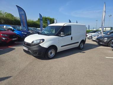 Voir le détail de l'offre de cette FIAT Doblo Cargo 1.3 Multijet 95ch Business de 2021 en vente à partir de 167.46 €  / mois