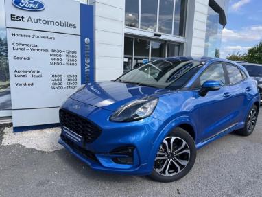 Voir le détail de l'offre de cette FORD Puma 1.0 Flexifuel 125ch S&S mHEV ST-Line de 2023 en vente à partir de 217.43 €  / mois