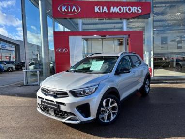 Voir le détail de l'offre de cette KIA Stonic 1.0 T-GDi 120ch MHEV GT Line de 2023 en vente à partir de 185.19 € / mois