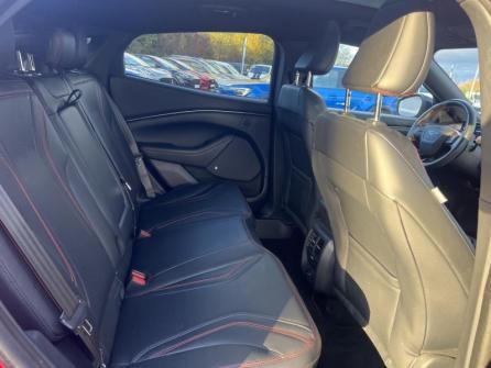 FORD Mustang Mach-E 351ch Extended Range 99kWh Premium AWD à vendre à Dijon - Image n°12