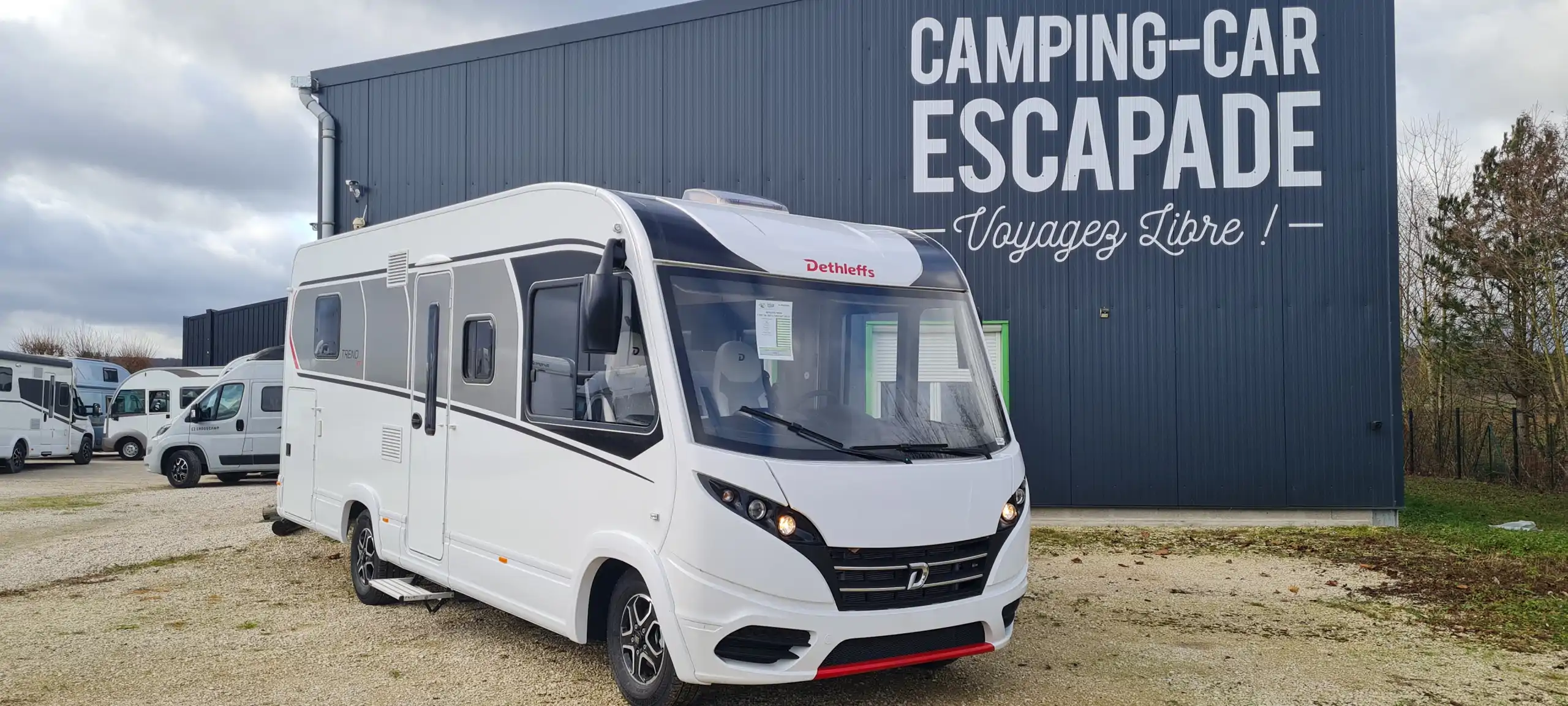 Photo Dethleffs Trend I 7057 DBL  Intégral